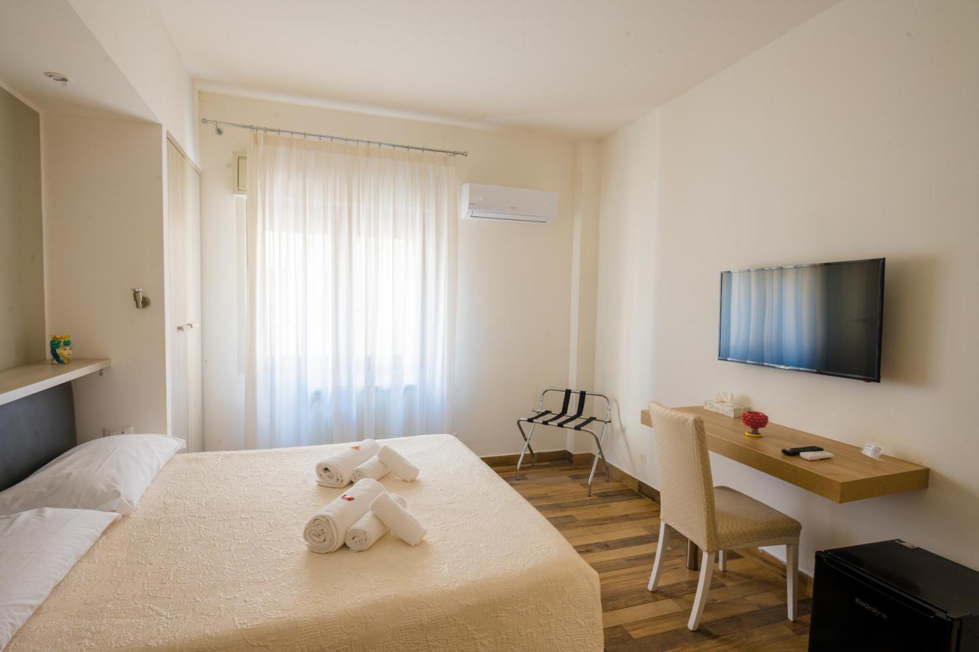 Le Stanze Dei Tesori - Luxury Rooms Palermo Buitenkant foto