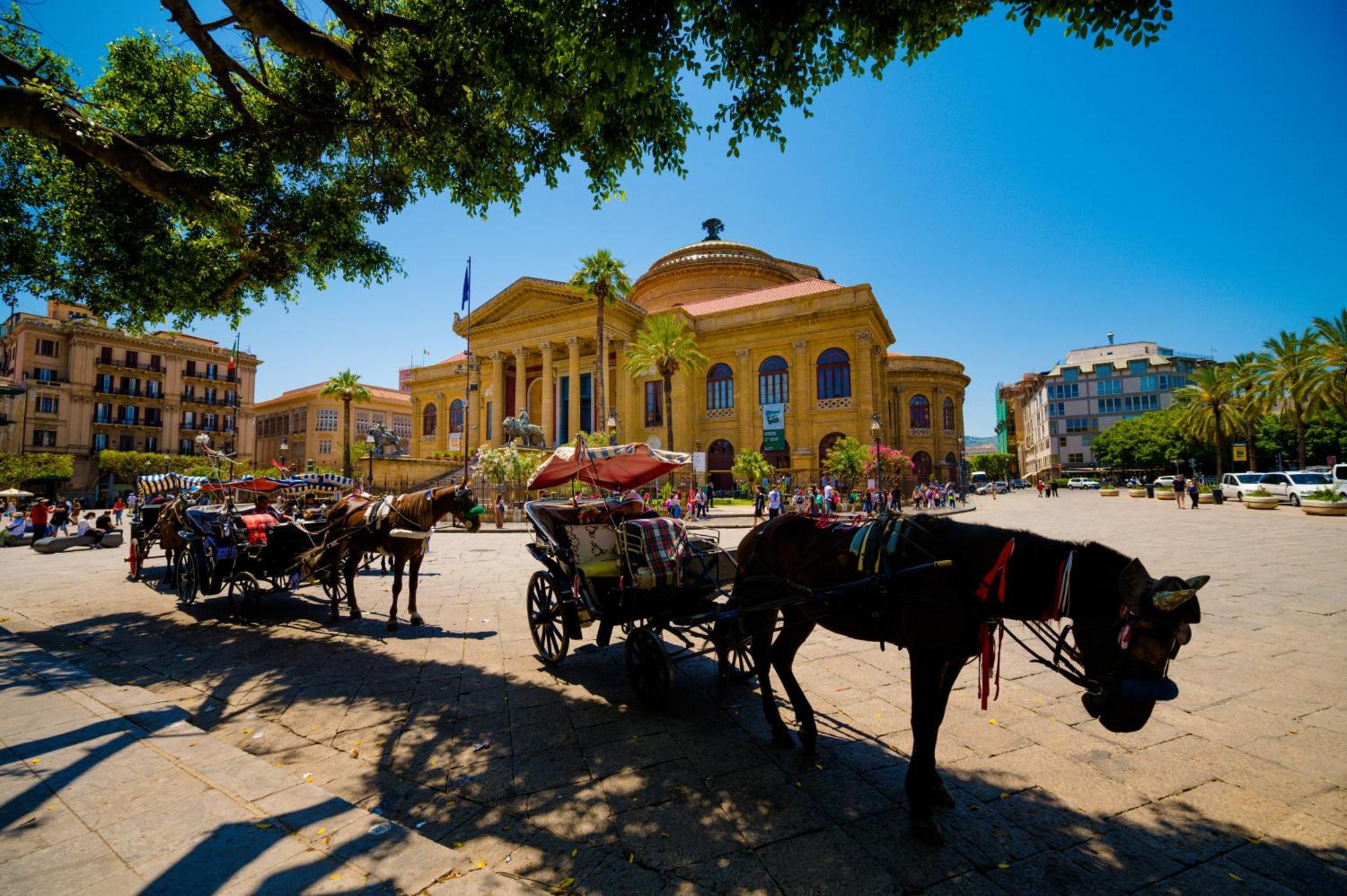 Le Stanze Dei Tesori - Luxury Rooms Palermo Buitenkant foto